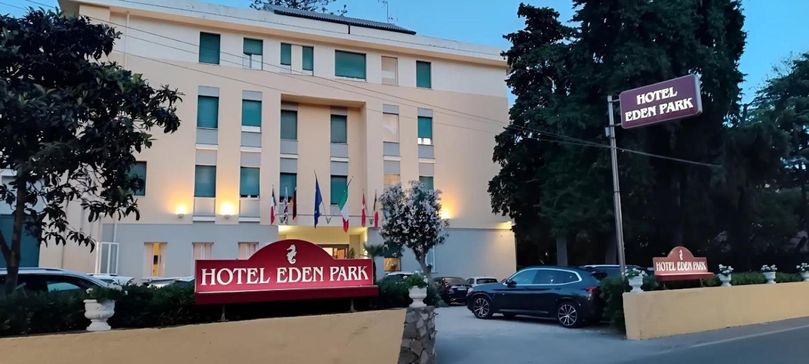 Hotel Eden Park Диано Марина Екстериор снимка