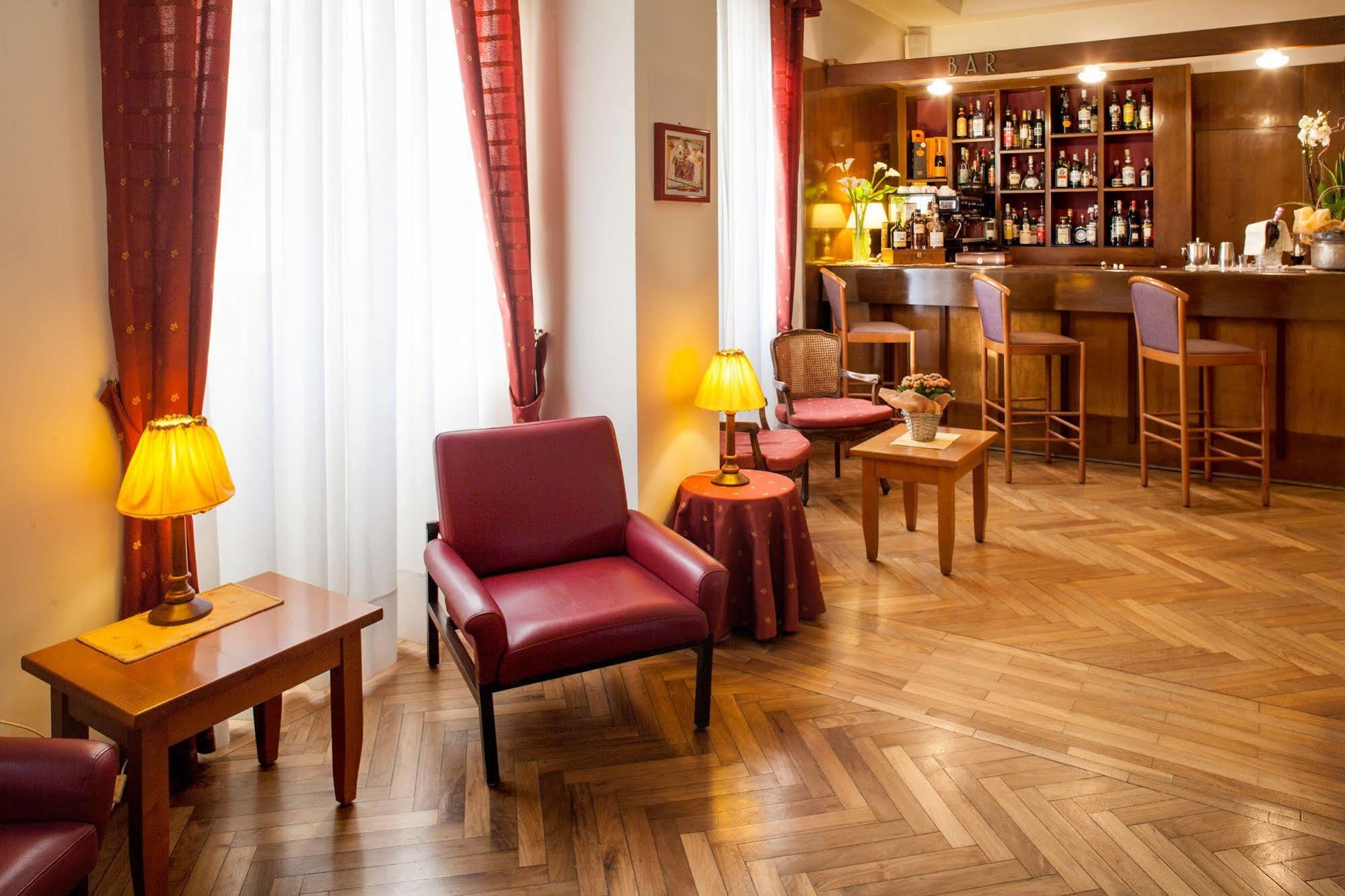 Hotel Eden Park Диано Марина Екстериор снимка